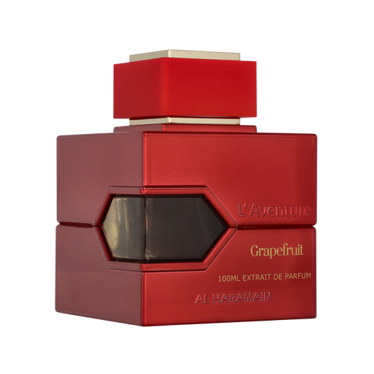 Flakon L’Aventure Grapefruit Extrait 100 ml na przezroczystym tle